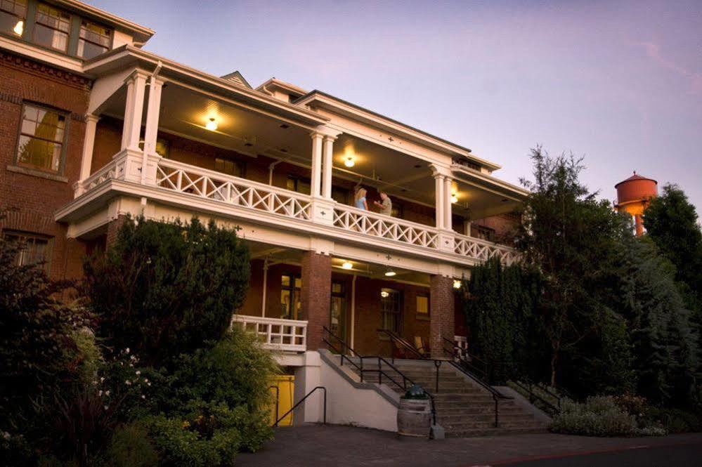 Mcmenamins Edgefield Troutdale Exterior foto